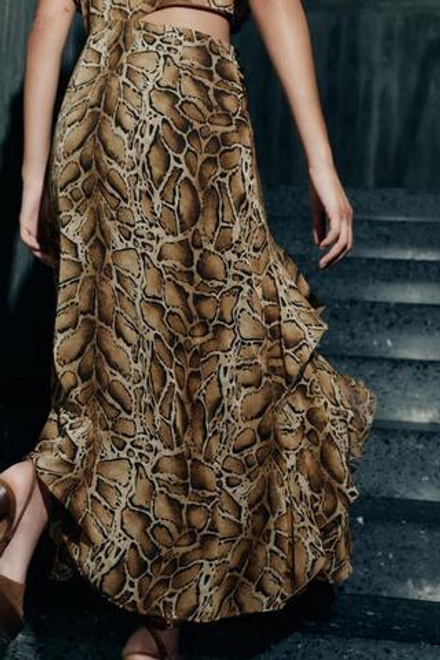 ZARA ПЛАТЬЕ МИДИ ИЗ ТКАНИ С АНИМАЛИСТИЧЕСКИМ ПРИНТОМ С ВОЛАНАМИ, ЛЕОПАРДОВЫЙ