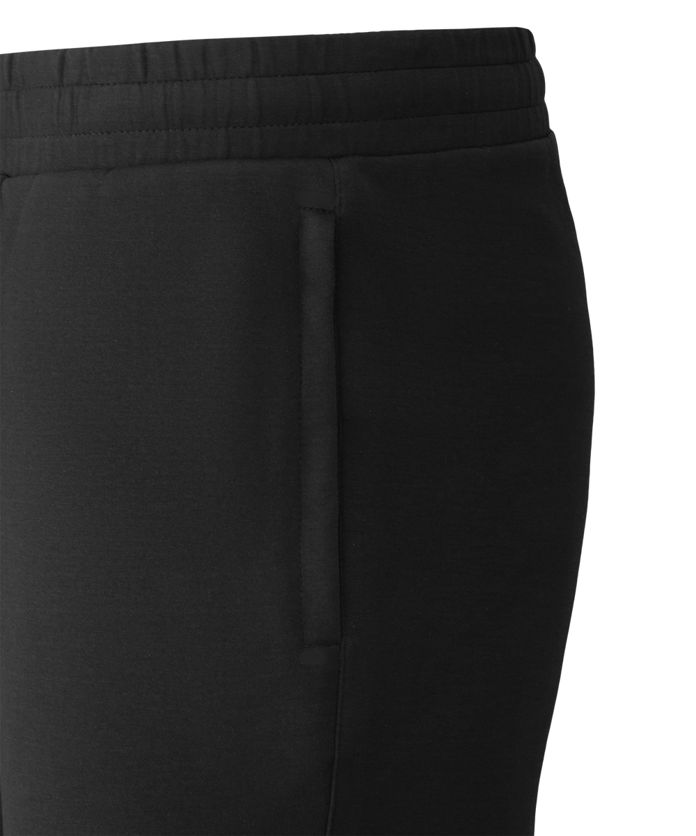 Шорты ESSENTIAL Athlete Shorts, черный