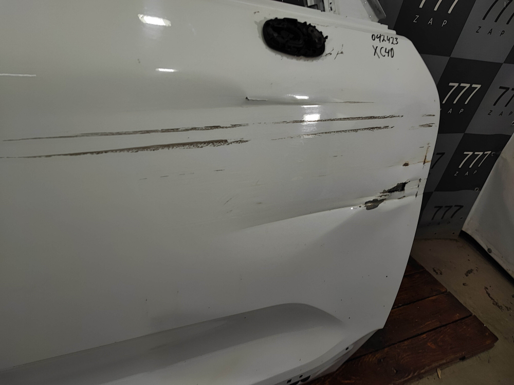 Дверь передняя правая Volvo XC40 17-нв Б/У Оригинал 32351575