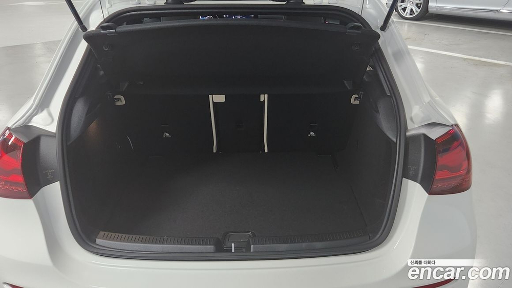 Mercedes-Benz A-Class W177 A220 Hatchback (04.2024)