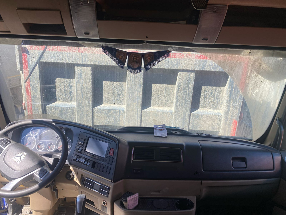 Howo T5G 8x4 Самосвал ZZ3317V386GE1 (Дизельный, 10,5 л, 440 л.с., МТ)