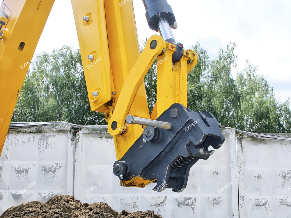 Квик-каплер на экскаватор-погрузчик XGMA