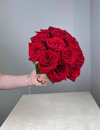 Букет невесты из красных роз