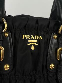 Сумка Prada Tessuto Gaufre Top Handle Bag