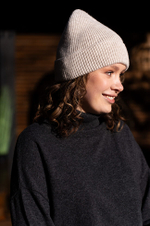 8401 Шапка женская (бежевый)