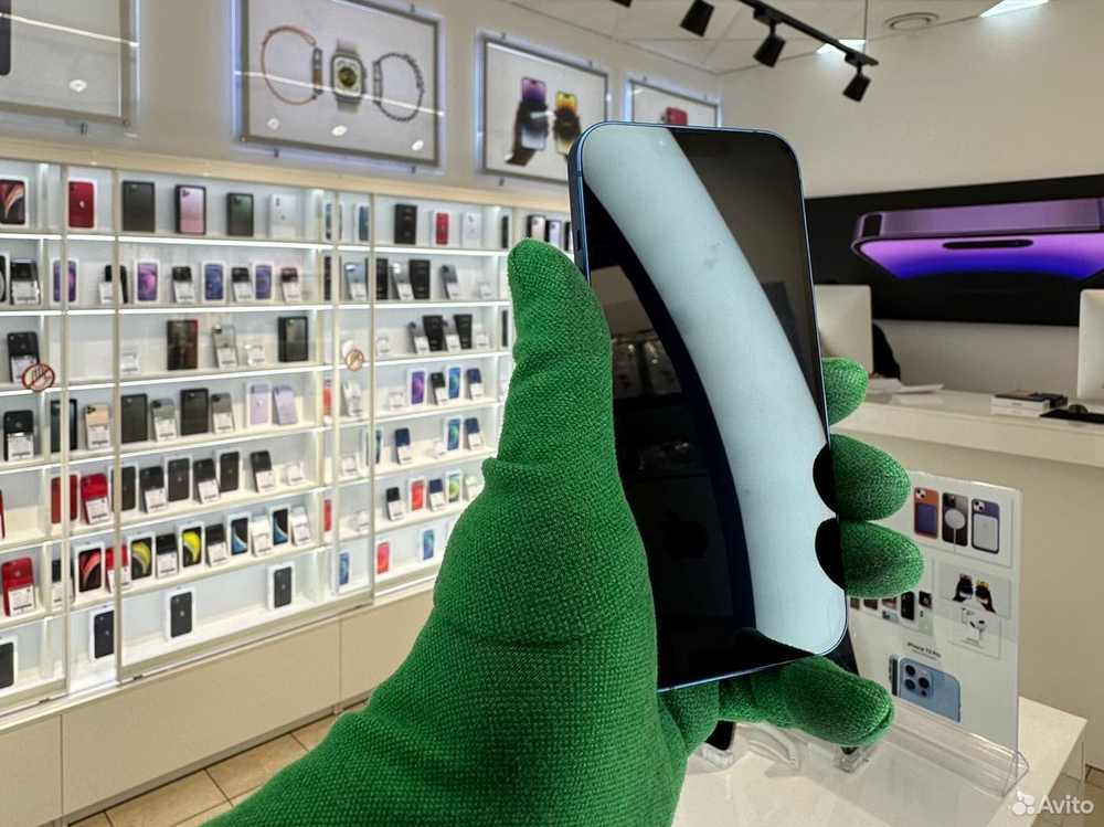 iPhone 13 256 ГБ б/у