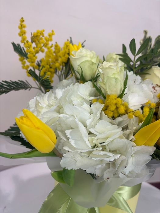 Композиция "Дыхание весны"