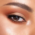 Мини-палетка теней для век CATRICE 5 in A Box Mini Eyeshadow Palette - 030 Warm Spice Look