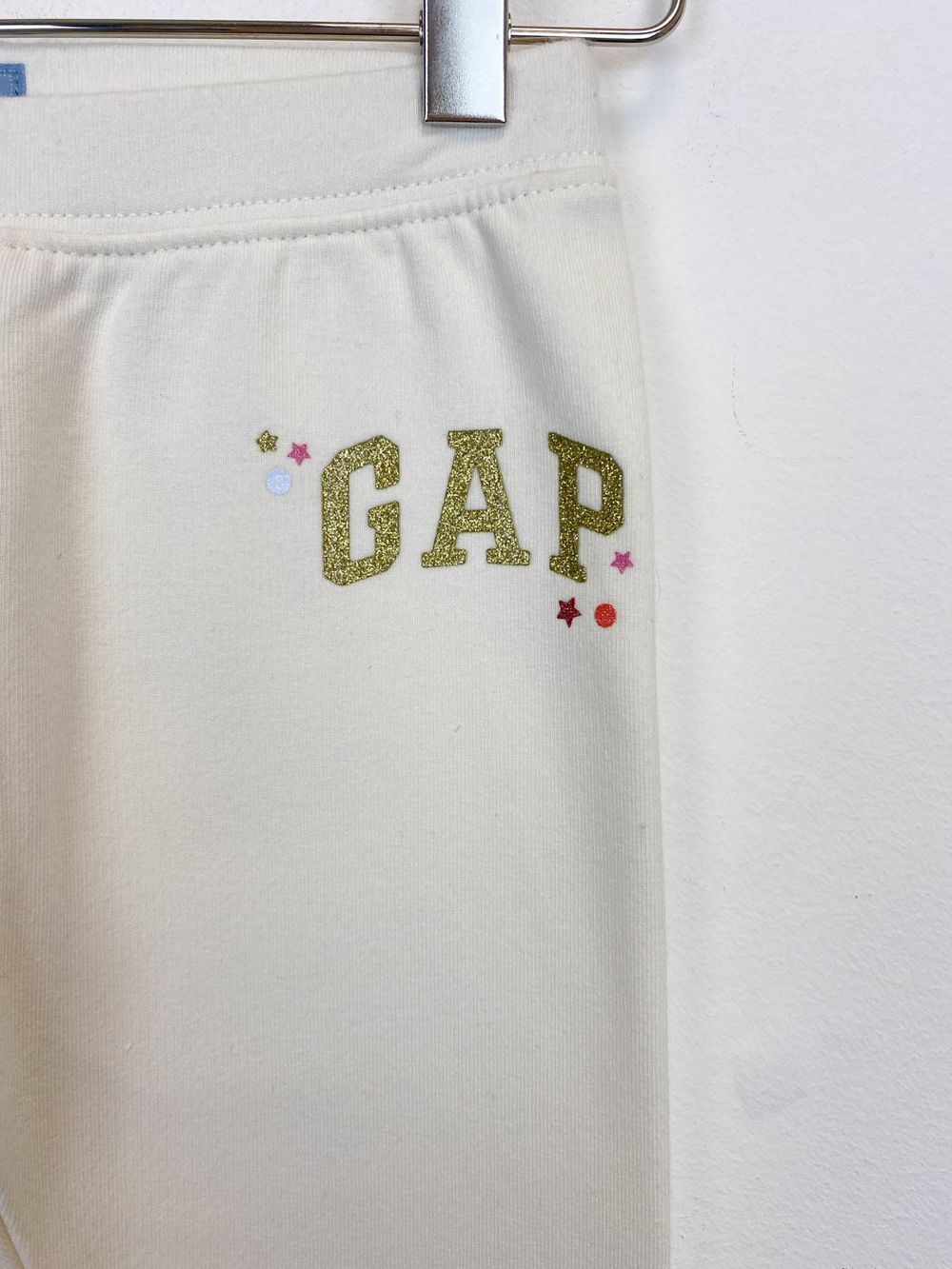 Брюки Gap