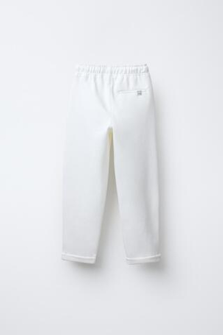 ZARA БРЮКИ С КАРМАНАМИ, ЖЕЛТОВАТО-БЕЛЫЙ