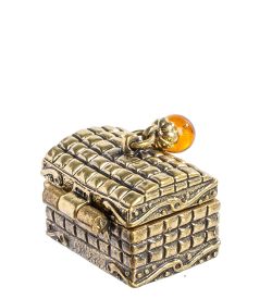 Народные промыслы AM- 570 Фигурка «Сундук» (латунь, янтарь)