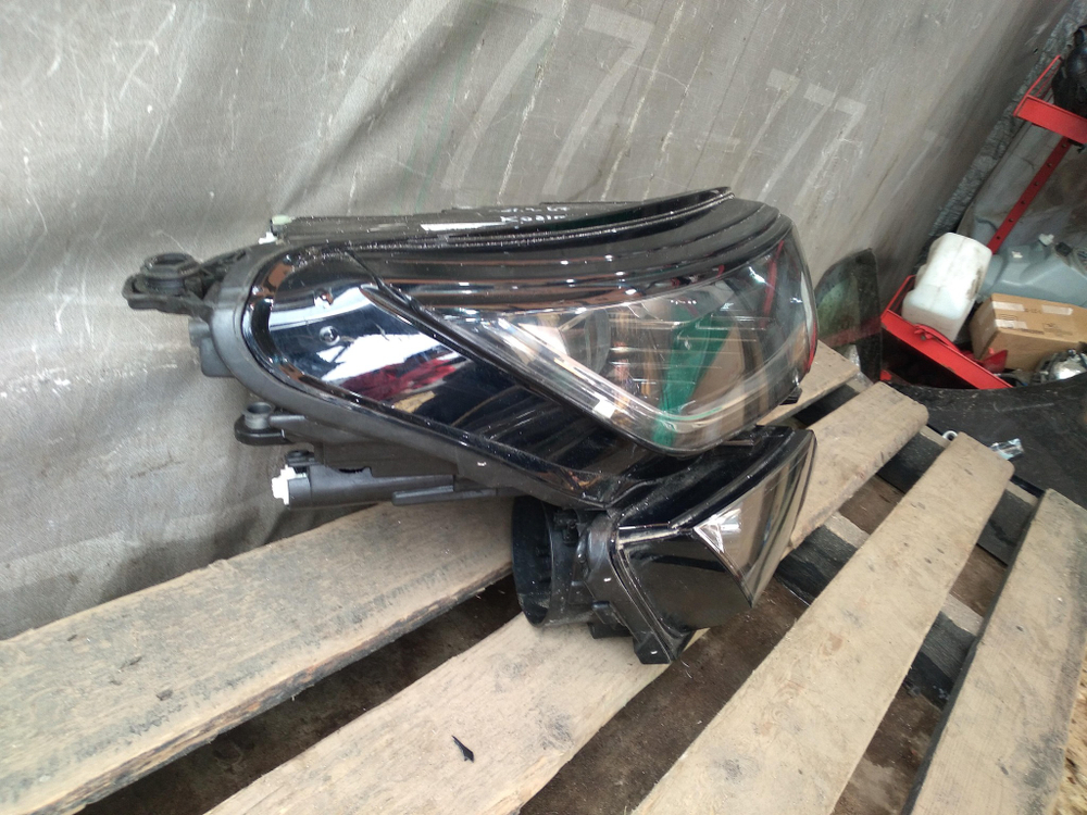 Фара правая LED Skoda Kodiaq 16-нв Б/У Оригинал 566941016h