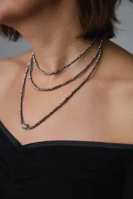 Нить-трансформер "Венеция" из венецианского бисера в оттенке марказит с серебряным магнитом