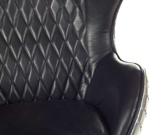 Кресло Egg Aviator, черная кожа