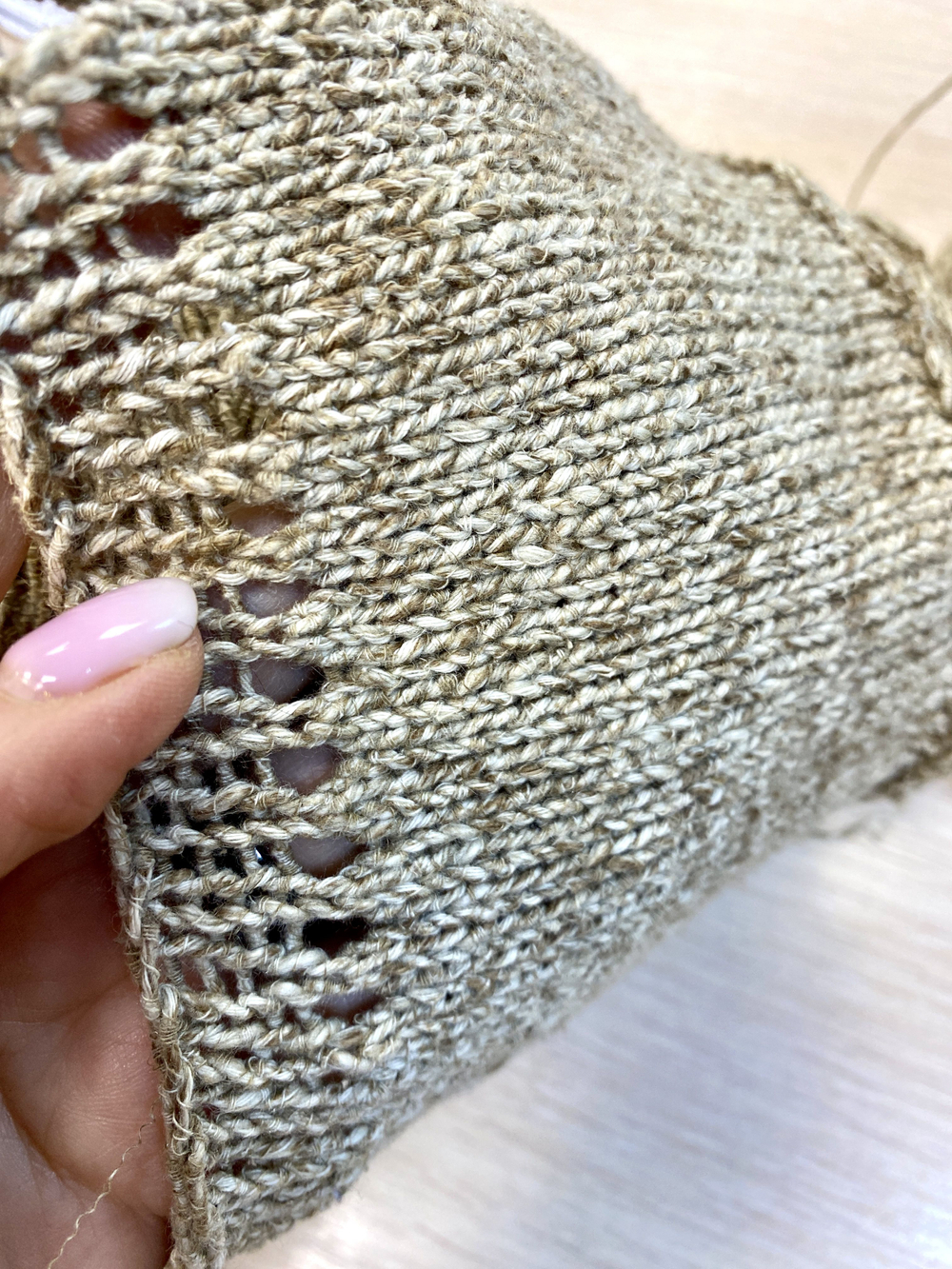 Пряжа на бобине (Италия) 43% лен 37%хлопок 20% шелк 100г - 220м 535 г