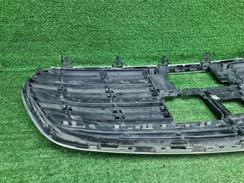Решетка радиатора Mercedes S W223 (2020-н.в.)
