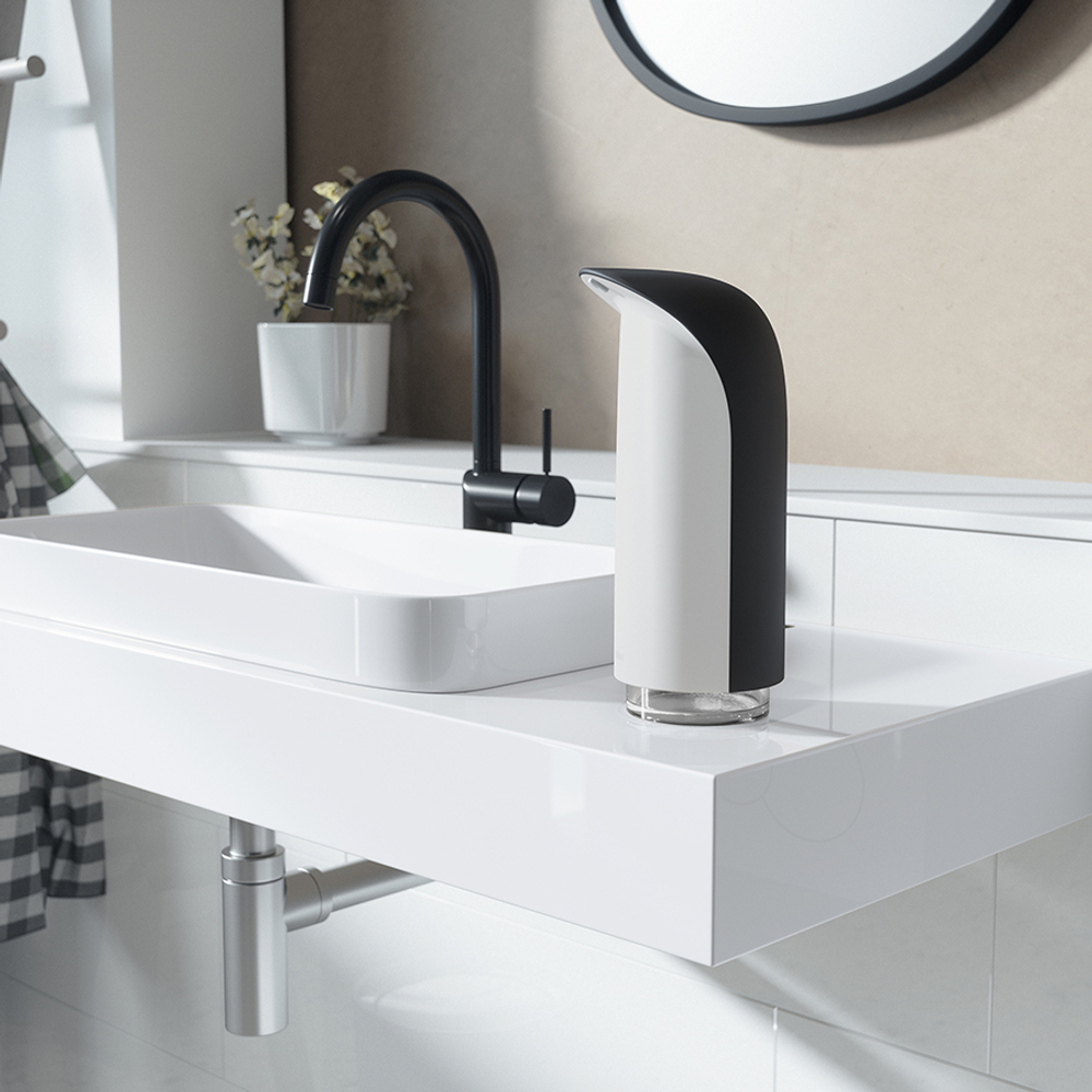 Диспенсер для мыла Umbra Emperor 255мл черно-белый