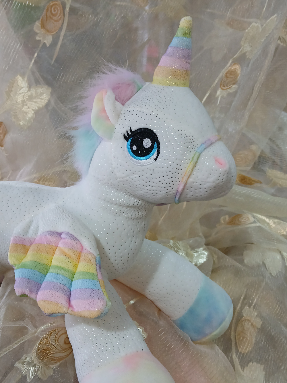 Единорог белый, 42 см, лежит