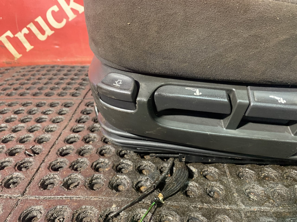 Сиденье водительское пневматическое