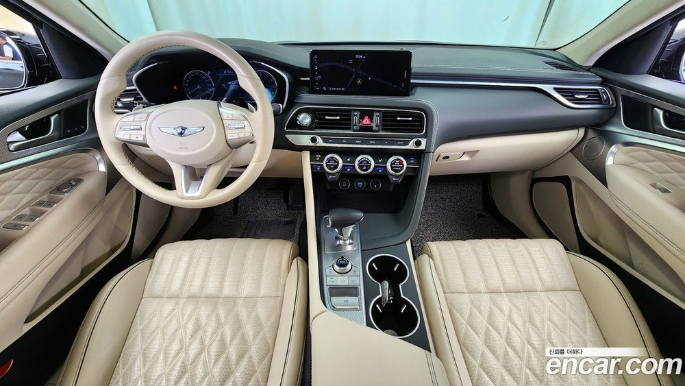 Genesis The New G70 Бензин 2.0T 2WD (05.2021)