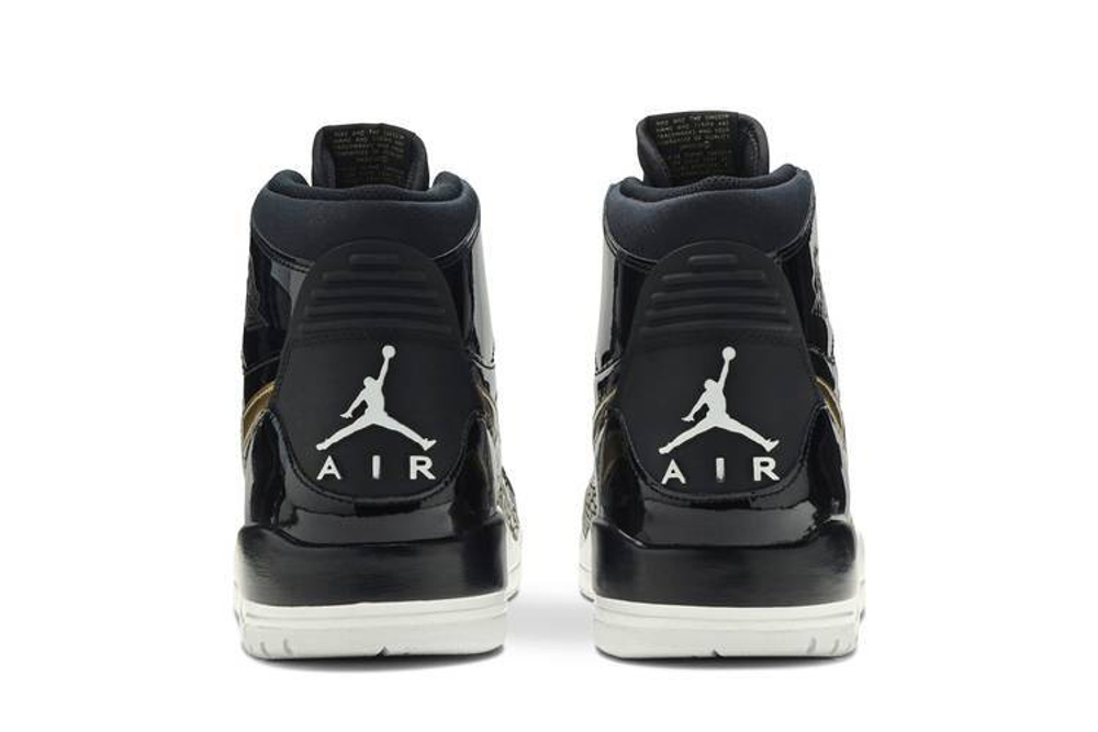 Кроссовки Jordan Legacy 312