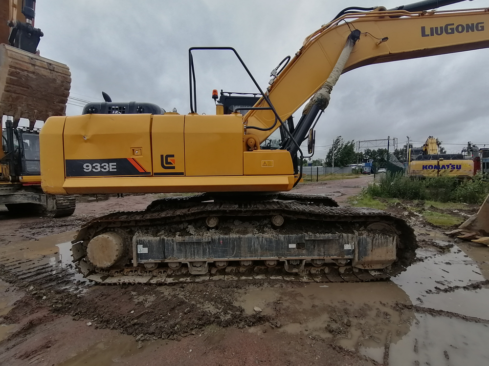 LiuGong CLG933 Экскаватор CLG933E	 (Дизельный, 8,3 л, 264 л.с., АТ)