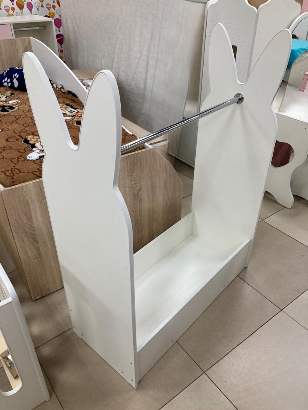 Вешалка Зайчик ЛДСП белый/белый