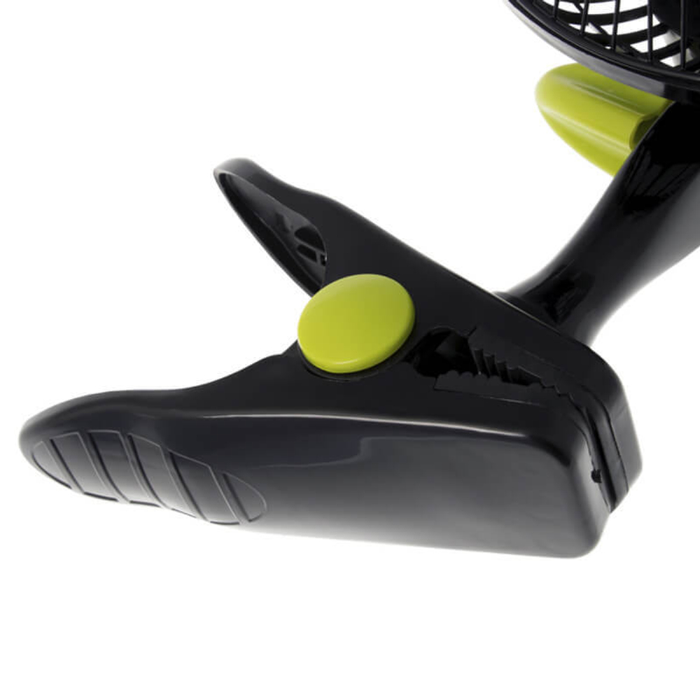 Клипса крепления, крупный план