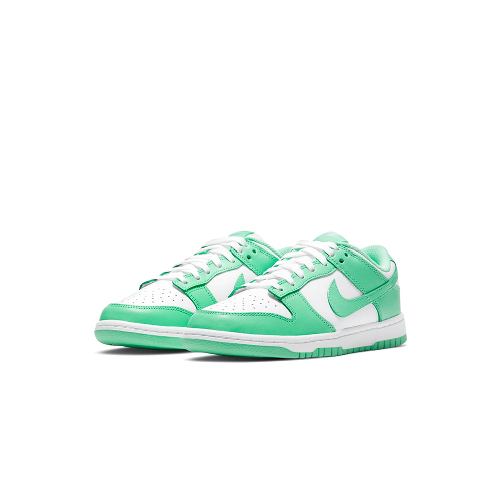 Nike Dunk Low WMNS "Green Glow"