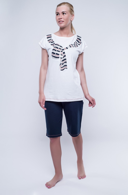 Костюм женский