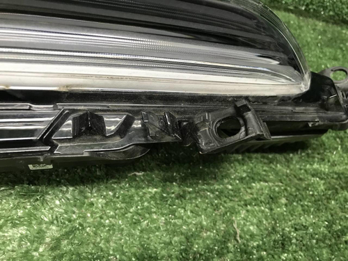 Указатель поворота правый Porsche Macan (21-нв)