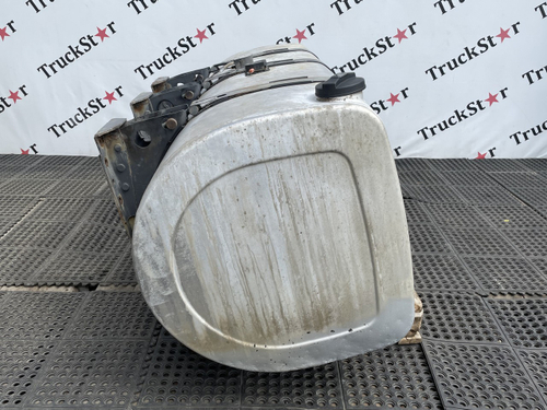 Бак топливный 650 L