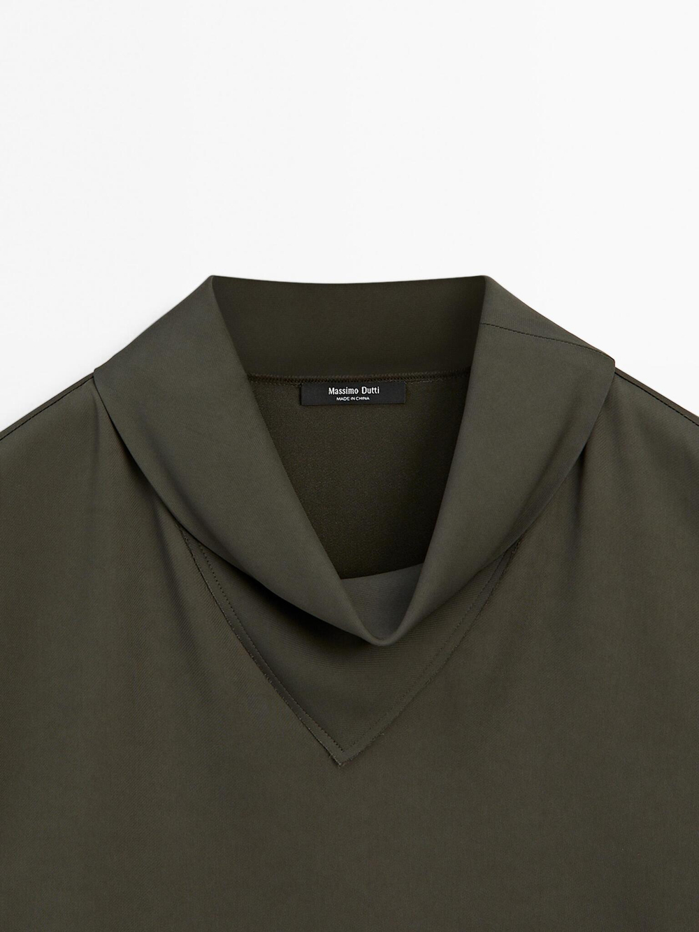 Massimo Dutti Струящаяся блузка с драпированным вырезом, зеленый