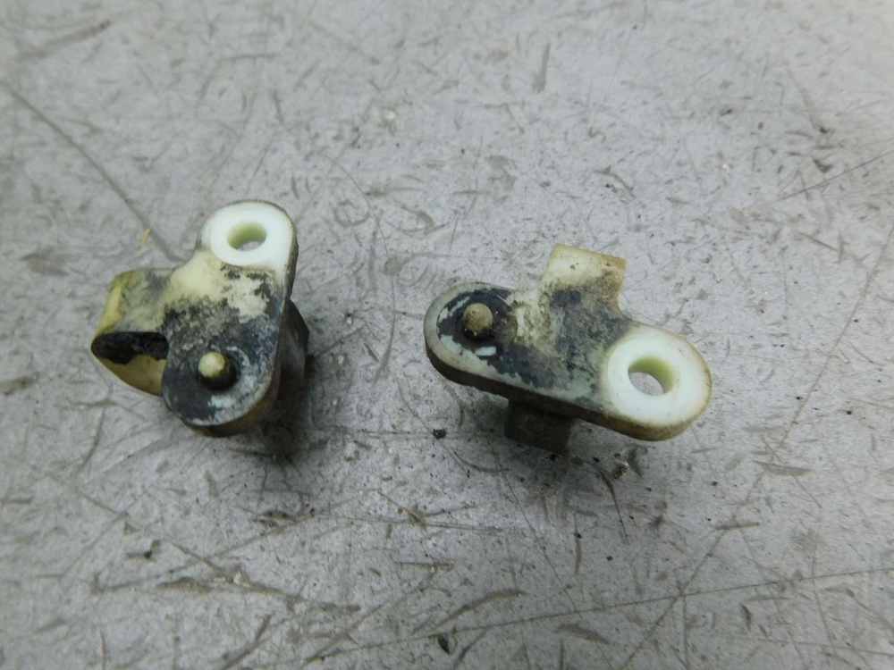 Крепления заднего тормозного шланга Suzuki RMX250S SJ14A