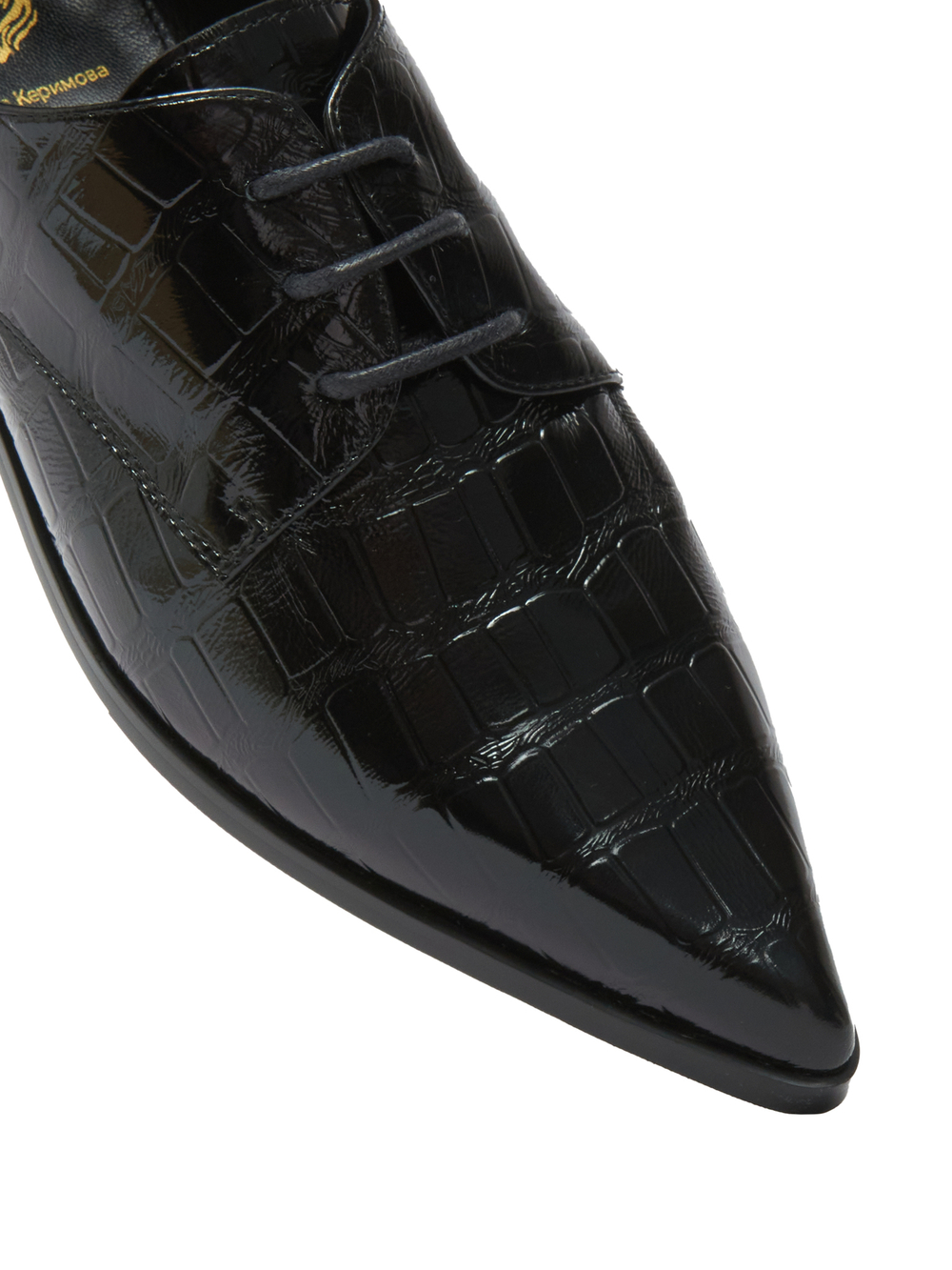 Женские кожаные туфли чёрные с тиснением под рептилию