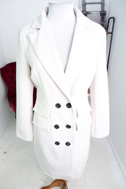 Жакет Fosiya светлый, маркировка 42, визуально на 44/46 размер, новый