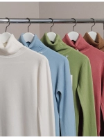 Джемпер с высоким воротом