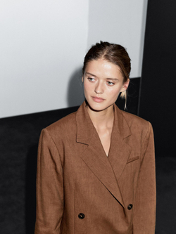 Massimo Dutti Двубортный пиджак из смесового льна, коньячный