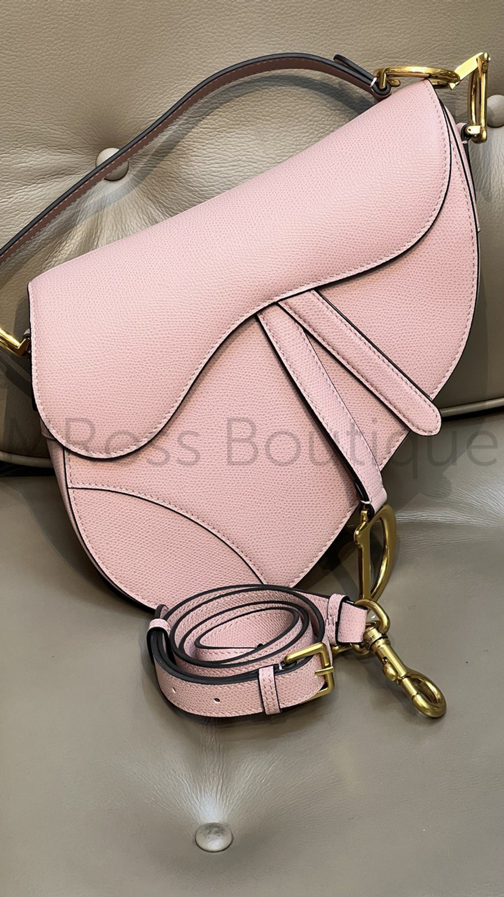 Розовая сумка Диор saddle