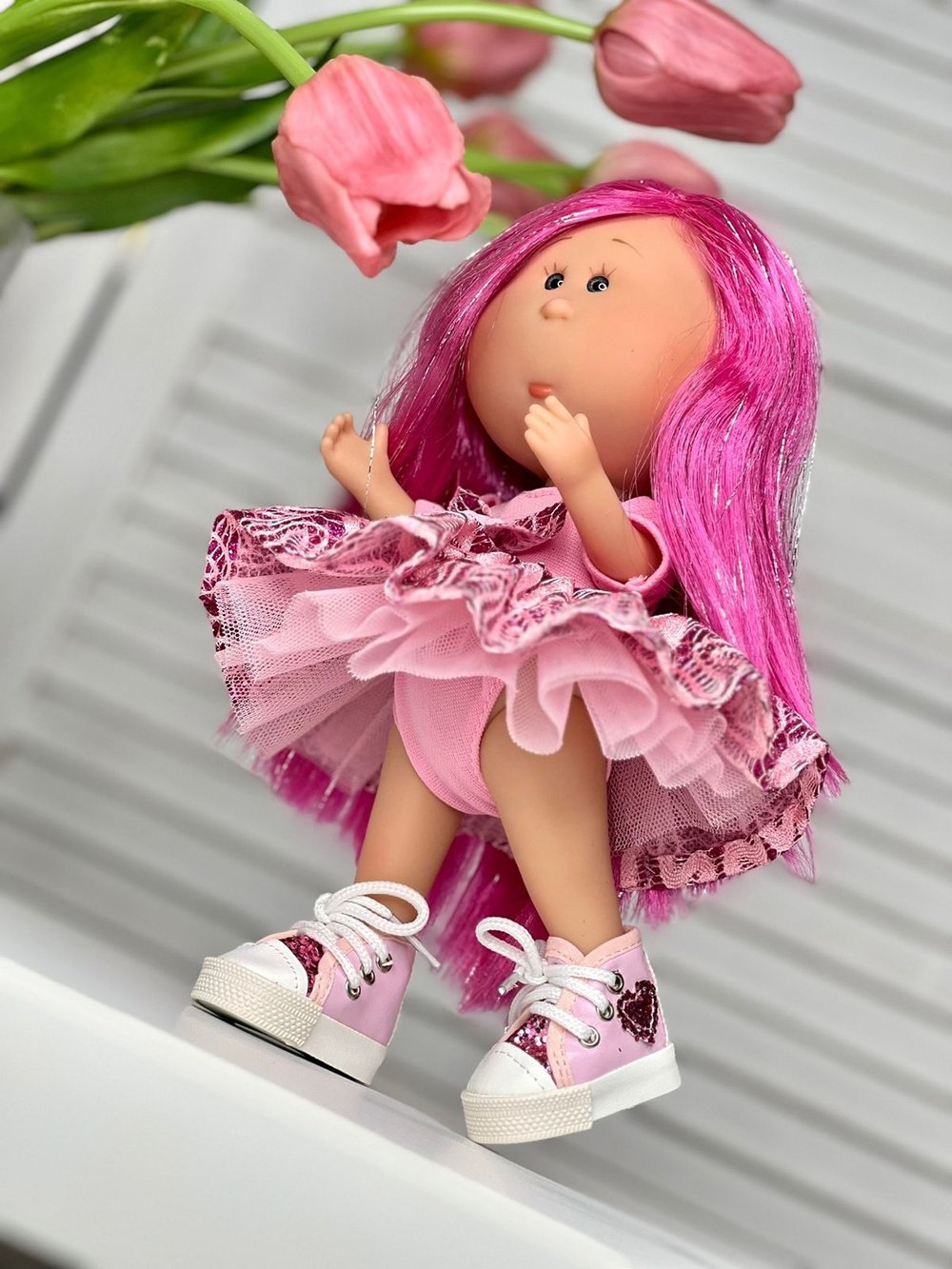 Кукла Nines виниловая 23см Little Mia (3153K)