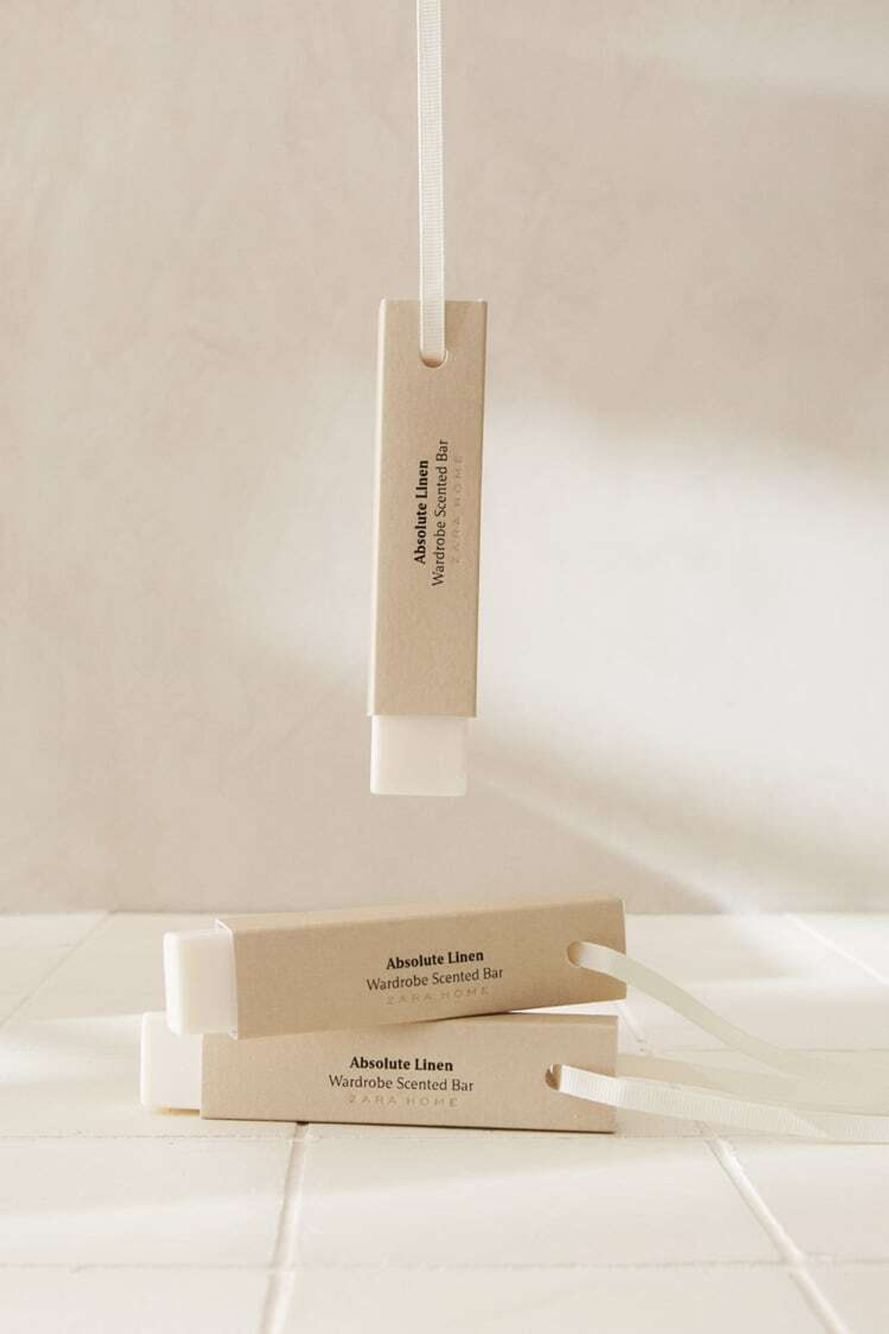 ZARA HOME АРОМАТИЧЕСКИЕ ПАЛОЧКИ (НАБОР ИЗ 3 ШТ.), ГОРЧИЧНЫЙ