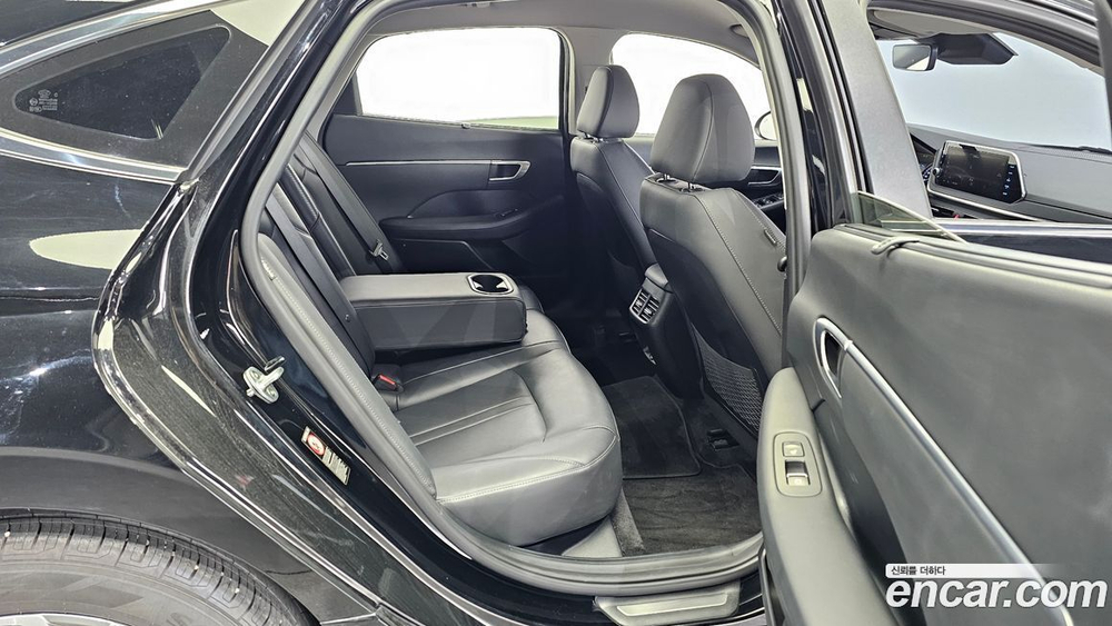 Hyundai Sonata (DN8) 2.0 (11.2019)