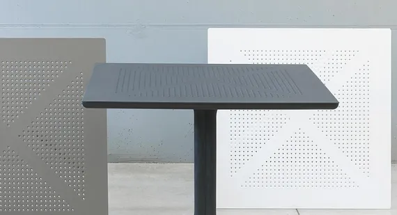 Пластиковый стол Clip 80х80 см антрацит