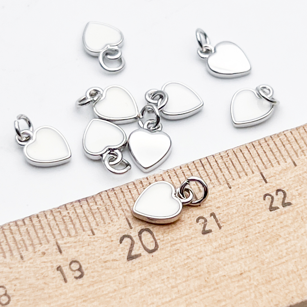 Подвеска Сердце, цвет серебро (родий) + белый, размер 8*6,5 мм, цена за 1 шт