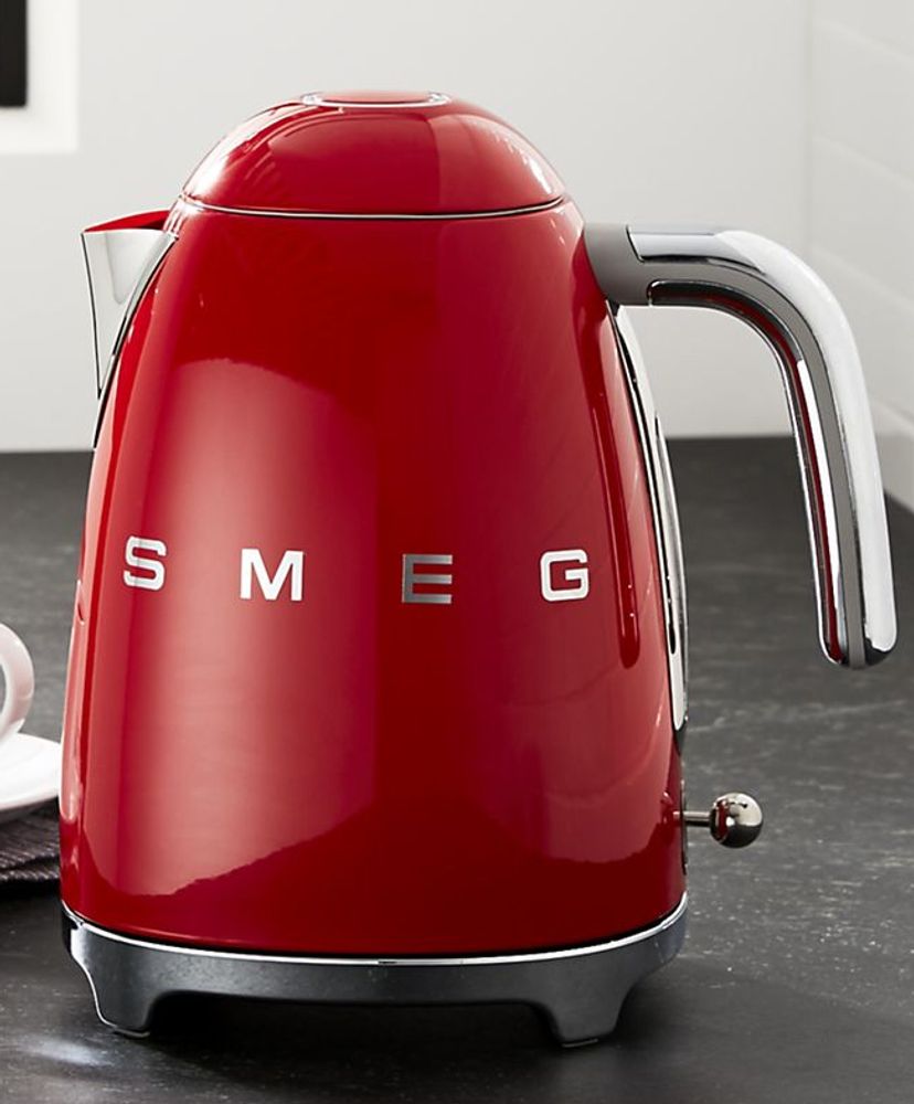 Smeg Чайник электрический - 1.7л, красный