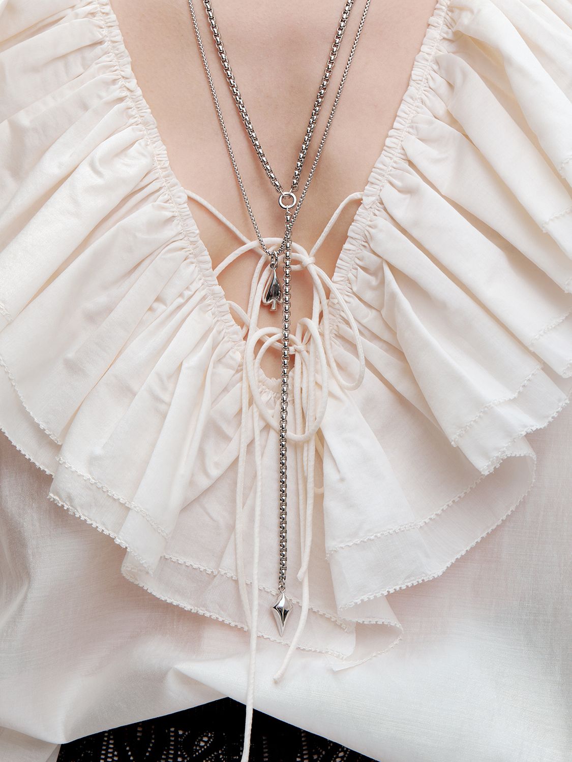 СОТУАР С ПОДВЕСКОЙ "FATE DIAMOND"