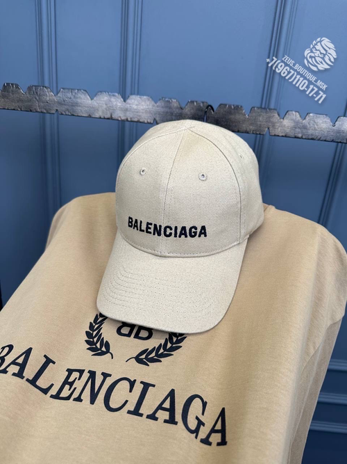 Бейсболка Balenciaga