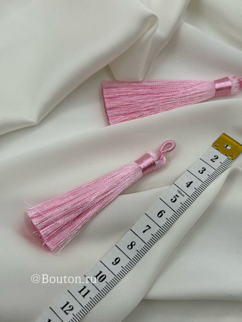 Кисточка для штор розовая 8 см