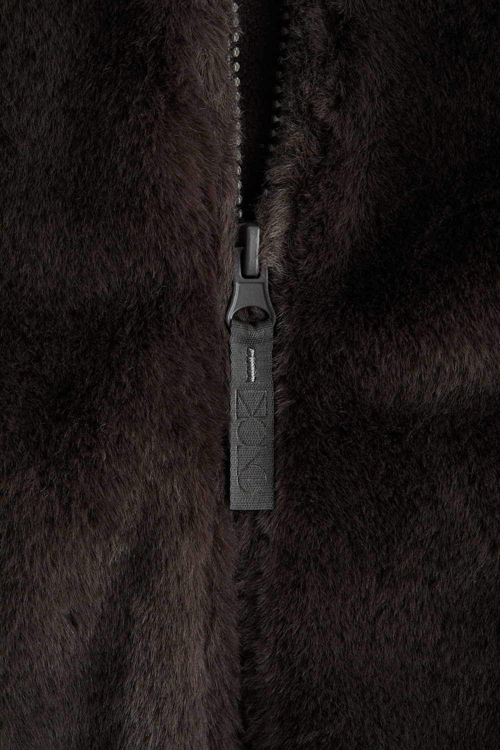 H&M Мягкая куртка с капюшоном и застежкой-молнией, темно-коричневый