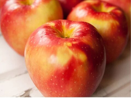 Яблоня Свитанго SweeTango (сладкое сердце)